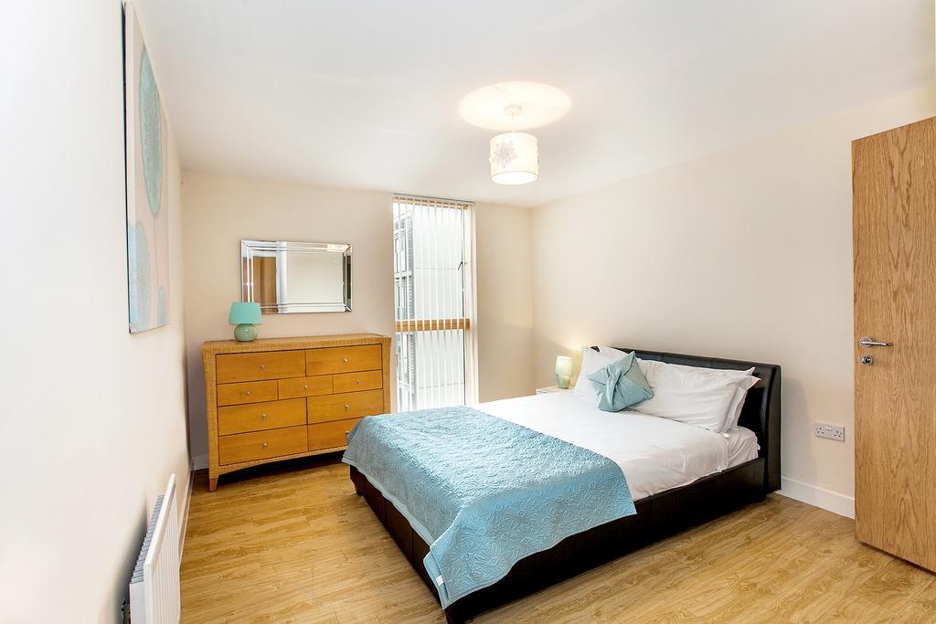 Shortstaymk Vizion Apartments, With Free Superfast Wi-Fi, Parking, Sky Sports And Movies Milton Keynes Chambre photo